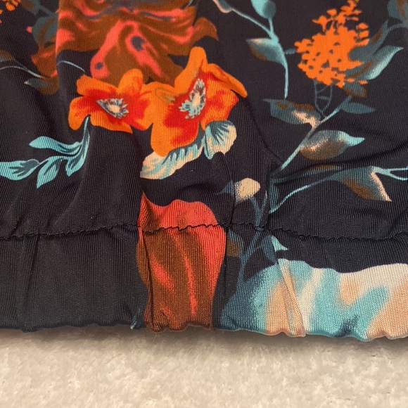 INSEPARABLE Floral Shirt Bell Sleeves Size M - Picture 5 of 12